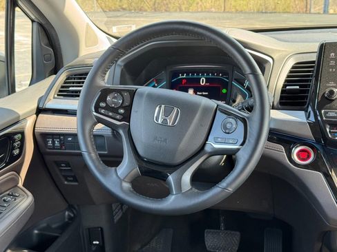 Certified 2023 Honda Odyssey Touring image 14