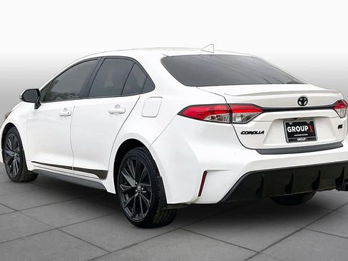 Used 2024 Toyota Corolla SE FWD image 12