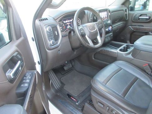 Certified 2023 GMC Sierra 2500 Denali w/ Denali Ultimate Package image 15