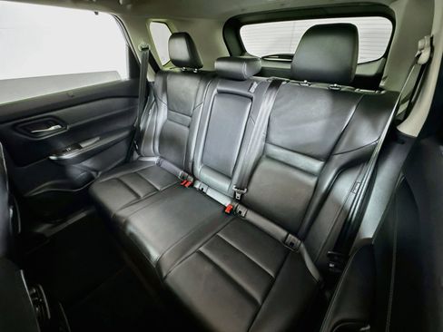 Used 2024 Nissan Rogue SL w/ SL Premium Package image 23