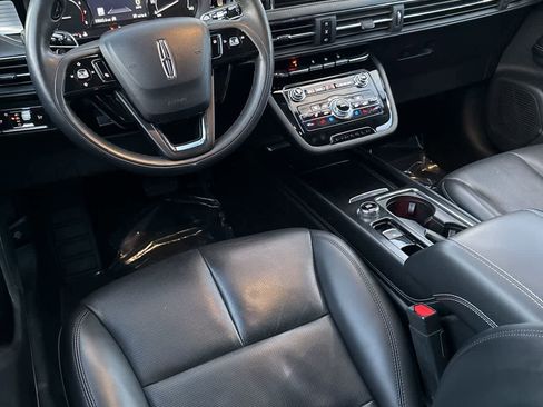 Used 2021 Lincoln Corsair FWD w/ Premium Package image 6