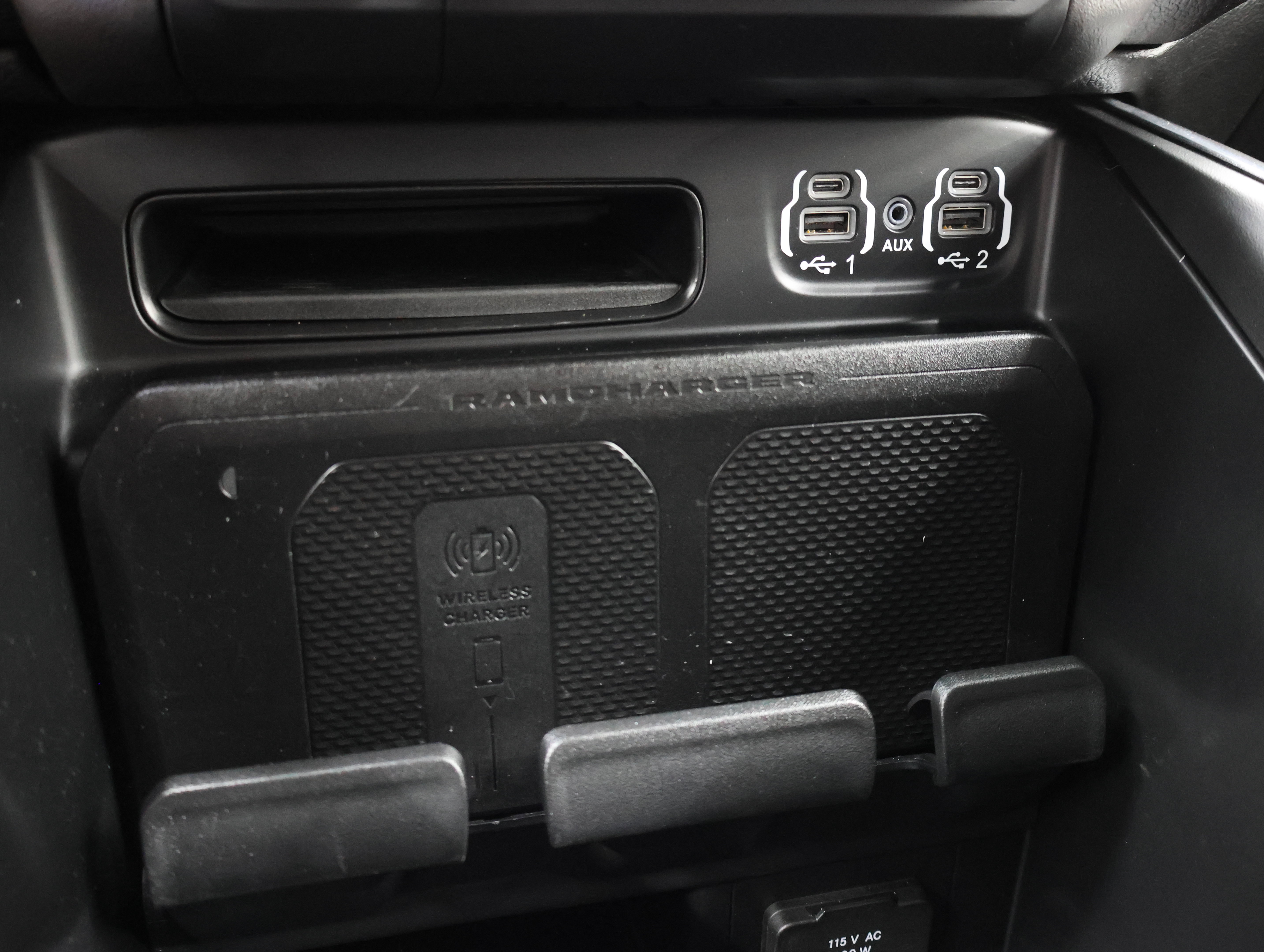 Used 2022 RAM 2500 Laramie AWD/4WD image 45