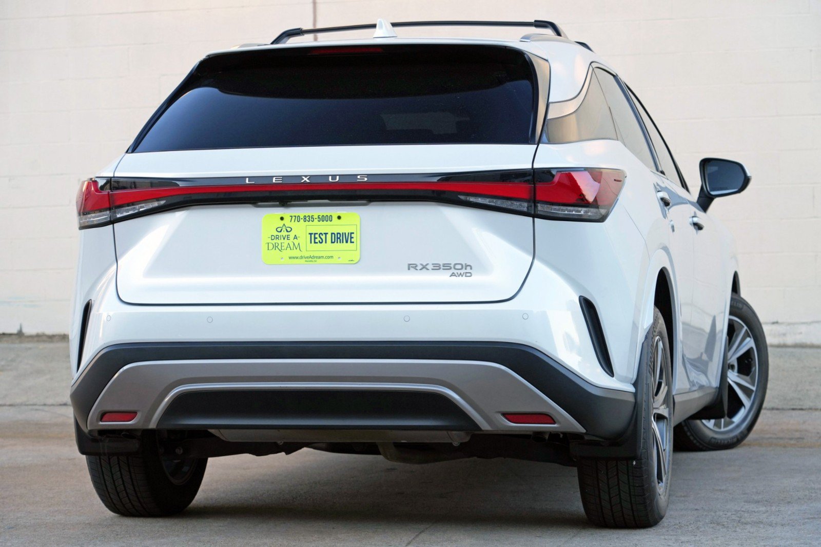 Used 2024 Lexus RX 350h w/ Convenience Package AWD/4WD image 5