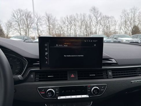 Used 2025 Audi A4 2.0T Premium w/ Convenience Package image 15