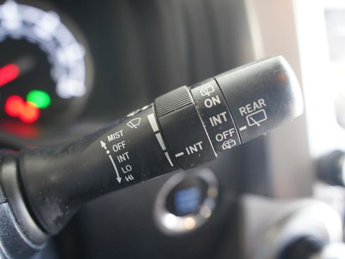 Used 2021 Toyota 4Runner Limited AWD/4WD image 15
