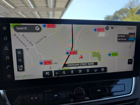 Used 2024 Nissan Altima 2.5 SL image 12