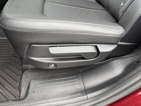 Used 2025 Kia Sorento EX w/ Panoramic Sunroof Package FWD image 18