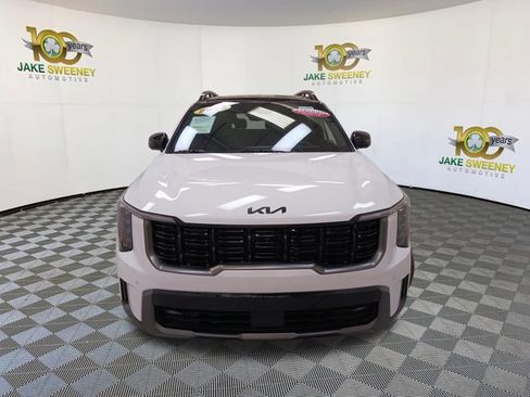 Used 2025 Kia Sorento SX Prestige image 3