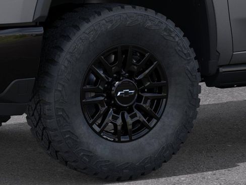 New 2026 Chevrolet Silverado 2500 ZR2 w/ LPO, Dark Essentials Package AWD/4WD image 9