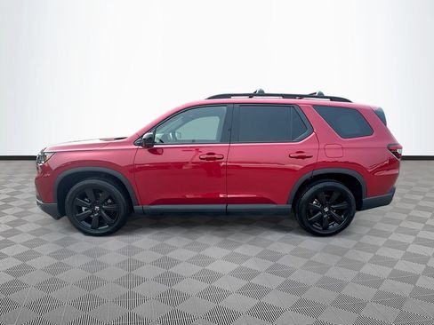 Used 2025 Honda Pilot Black Edition image 38