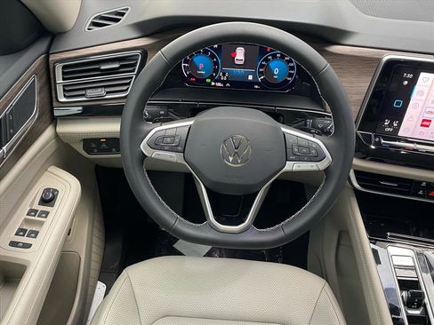 New 2026 Volkswagen Atlas SEL image 5