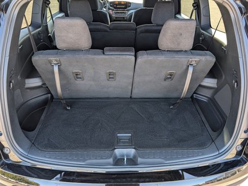 Used 2022 Honda Pilot Sport image 14