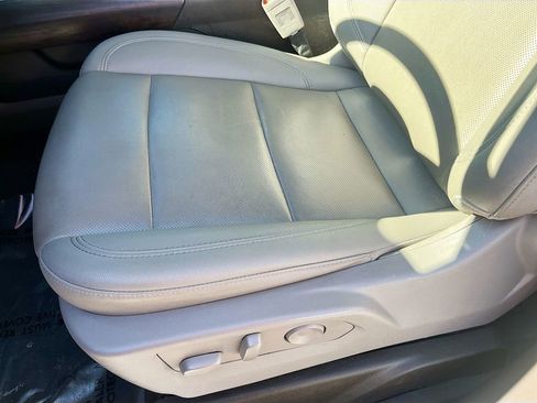 Used 2023 GMC Sierra 1500 SLT w/ SLT Premium Package image 20