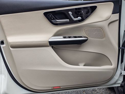 Certified 2026 Mercedes-Benz GLC 300 4MATIC image 22