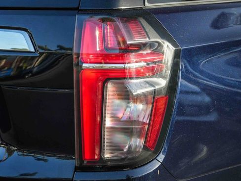 Used 2024 Chevrolet Tahoe LT AWD/4WD image 7