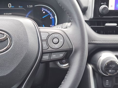 Used 2024 Toyota RAV4 XLE Premium image 22