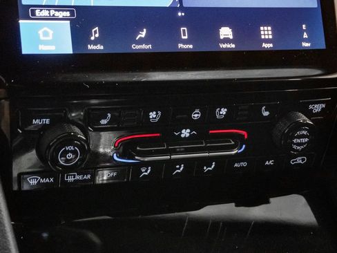 New 2025 Jeep Grand Cherokee L Limited w/ Luxury Tech Group II AWD/4WD image 17