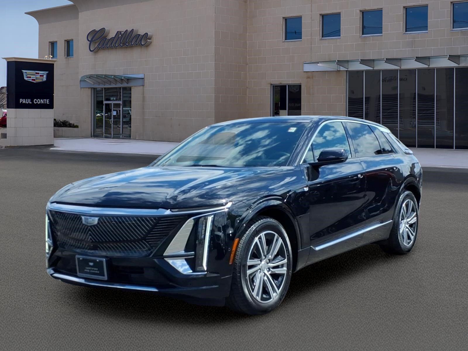 Certified 2024 Cadillac Lyriq Luxury w/ LPO, Floor Liner Package AWD/4WD image 1