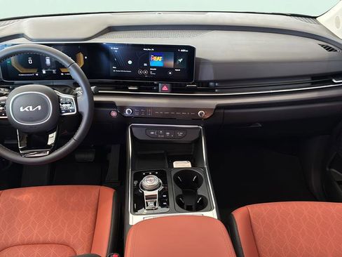 New 2026 Kia Carnival EX FWD image 27