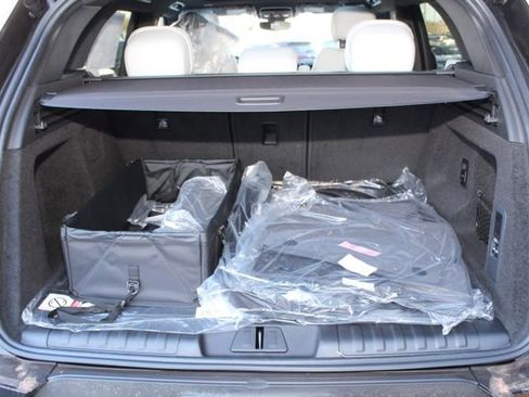 New 2026 Land Rover Range Rover Sport SE image 21