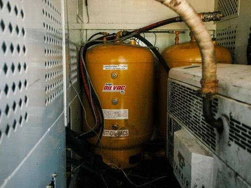 Used 2017 Mercedes-Benz Sprinter 3500 w/ Suspension Package II image 9