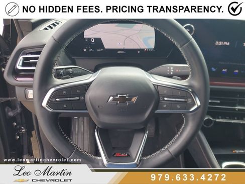 Used 2025 Chevrolet Traverse Z71 w/ Driver Confidence Package AWD/4WD image 22