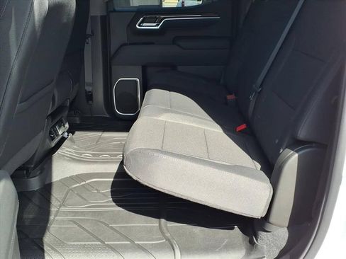 New 2026 Chevrolet Silverado 1500 LT w/ Safety Package RWD image 17