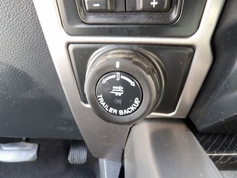 Used 2022 Ford F350 Platinum AWD/4WD image 22