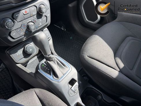 Used 2021 Jeep Renegade Latitude w/ Convenience Group AWD/4WD image 61