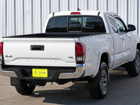 Used 2019 Toyota Tacoma SR5 image 39