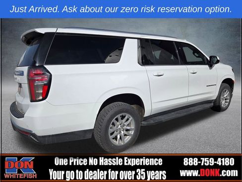 Used 2024 Chevrolet Suburban LT image 5