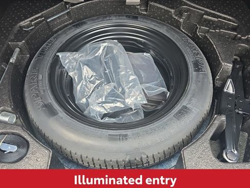 Used 2024 MAZDA CX-30 AWD 2.5 S w/ Preferred Package image 16