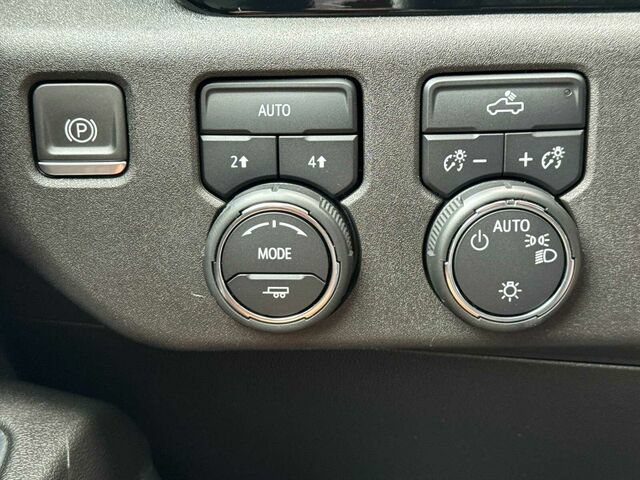 Used 2023 Chevrolet Silverado 1500 LT w/ Protection Package AWD/4WD image 30