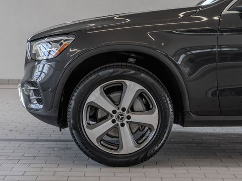 Certified 2022 Mercedes-Benz GLC 300 4MATIC image 4