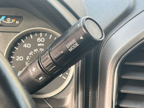 Used 2019 Ford F150 XLT w/ Equipment Group 302A Luxury image 26