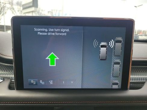 Used 2023 Lincoln Aviator Black Label image 39