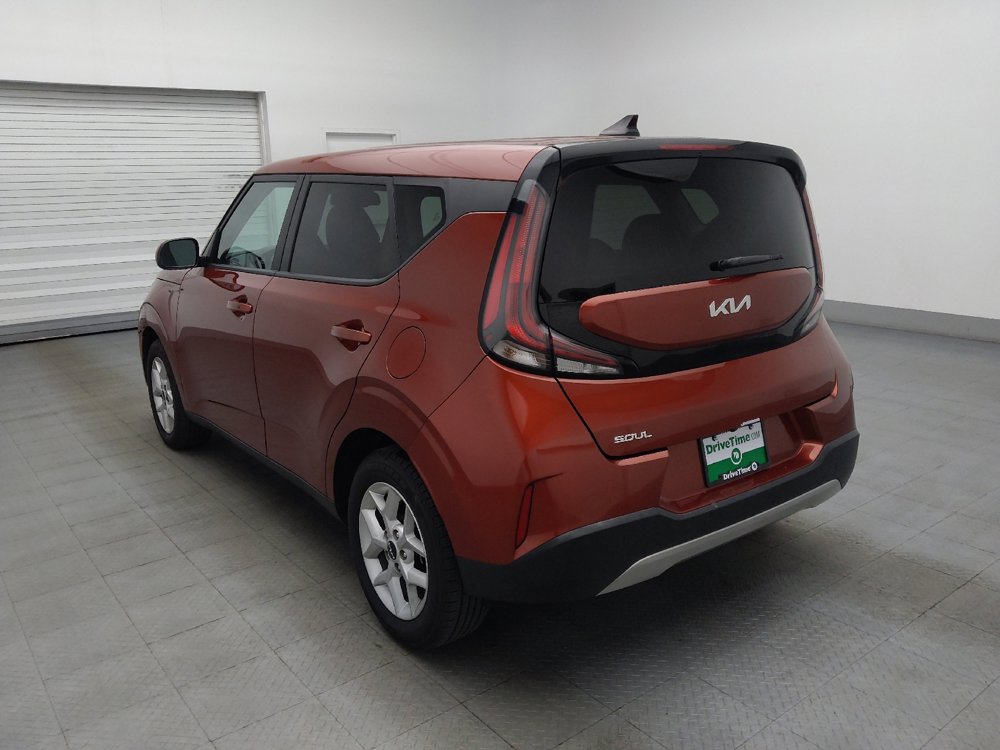 Used 2024 Kia Soul S FWD image 5