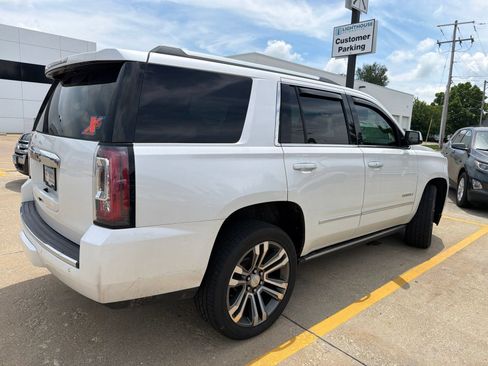 Used 2019 GMC Yukon Denali w/ Denali Ultimate Package AWD/4WD image 3