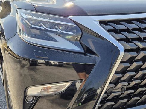 Used 2020 Lexus GX 460 Premium w/ Premium Package AWD/4WD image 3