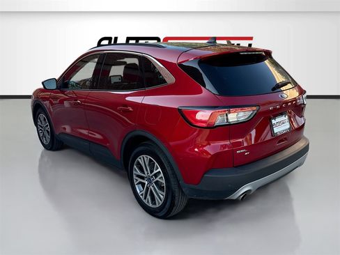 Used 2022 Ford Escape SEL image 5