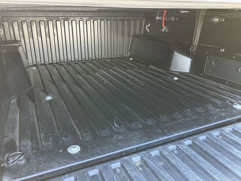 Used 2020 Toyota Tacoma SR5 image 28