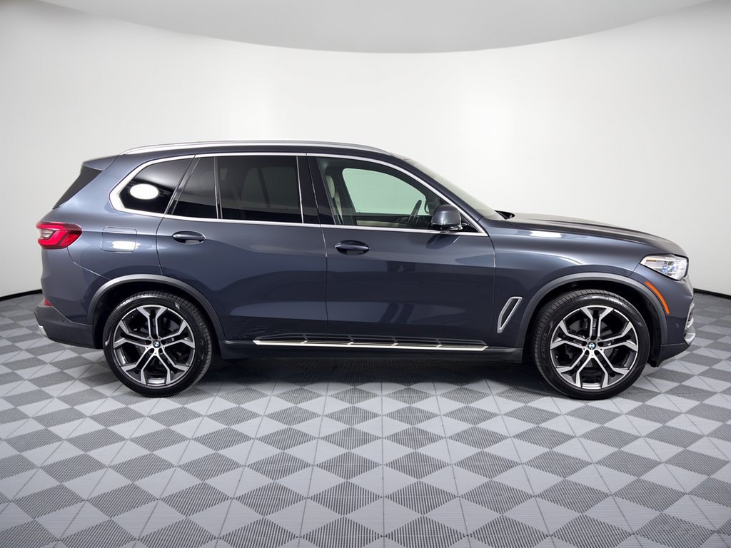 Used 2022 BMW X5 sDrive40i w/ Executive Package RWD image 8