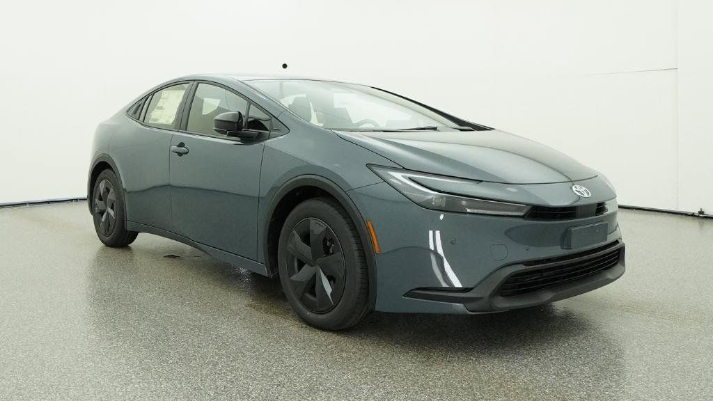 New 2026 Toyota Prius LE FWD image 32