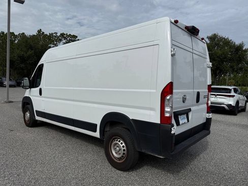 Used 2025 RAM ProMaster 2500 w/ Convenience Group FWD image 14