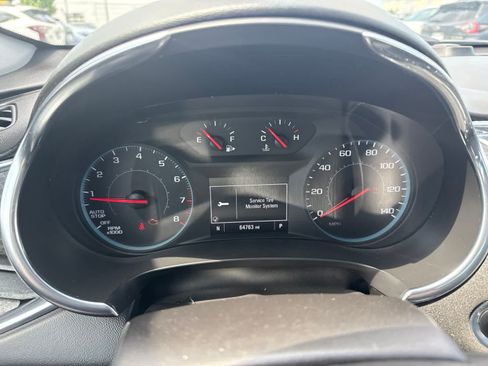 Used 2017 Chevrolet Malibu LT FWD image 17