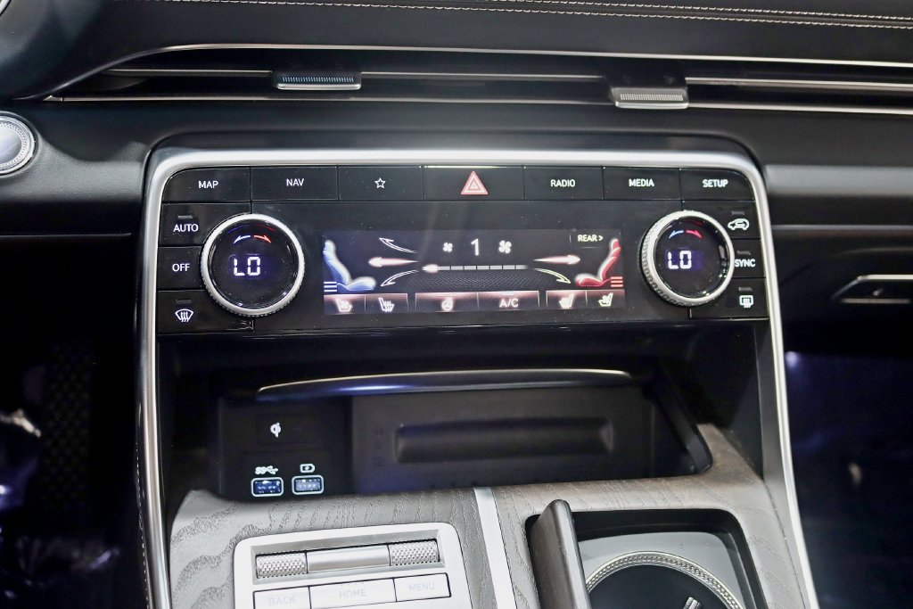 Used 2024 Genesis GV80 3.5T w/ Prestige Package AWD/4WD image 23