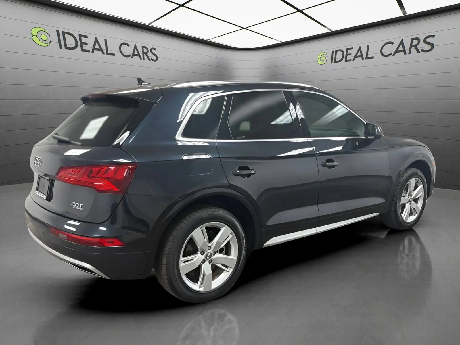 Used 2018 Audi Q5 2.0T Premium Plus w/ Premium Plus Package AWD/4WD image 12