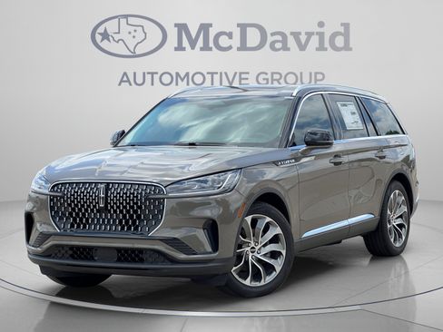 New 2025 Lincoln Aviator Reserve w/ Illumination Package RWD image 2