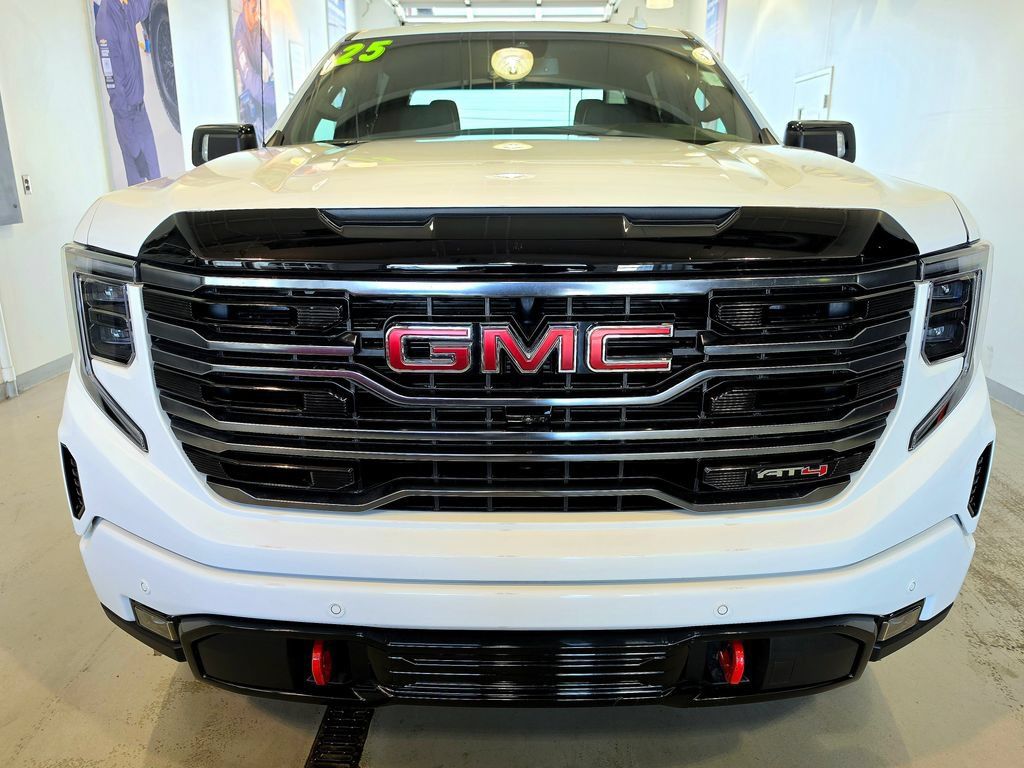 Used 2025 GMC Sierra 1500 AT4 AWD/4WD image 3