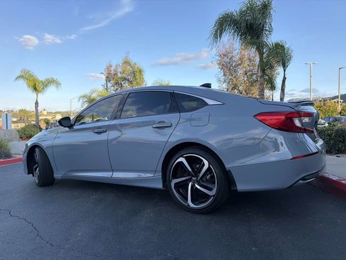 Used 2022 Honda Accord Sport image 12